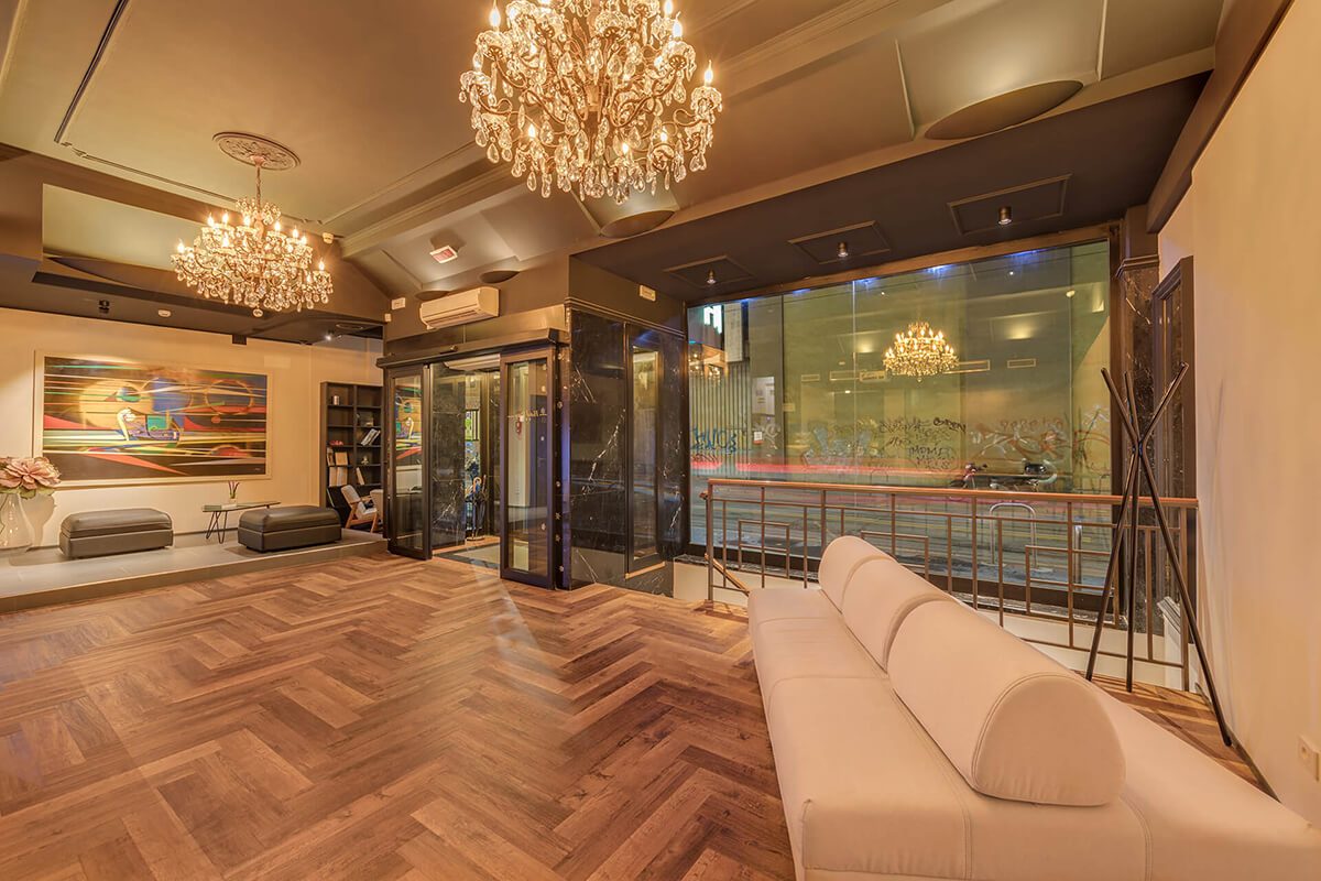 Roxy Milano Gallery